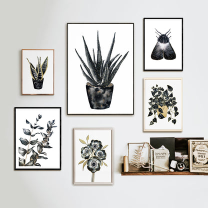 Affiche de plante Chaîne de coeurs, illustration botanique noir et or