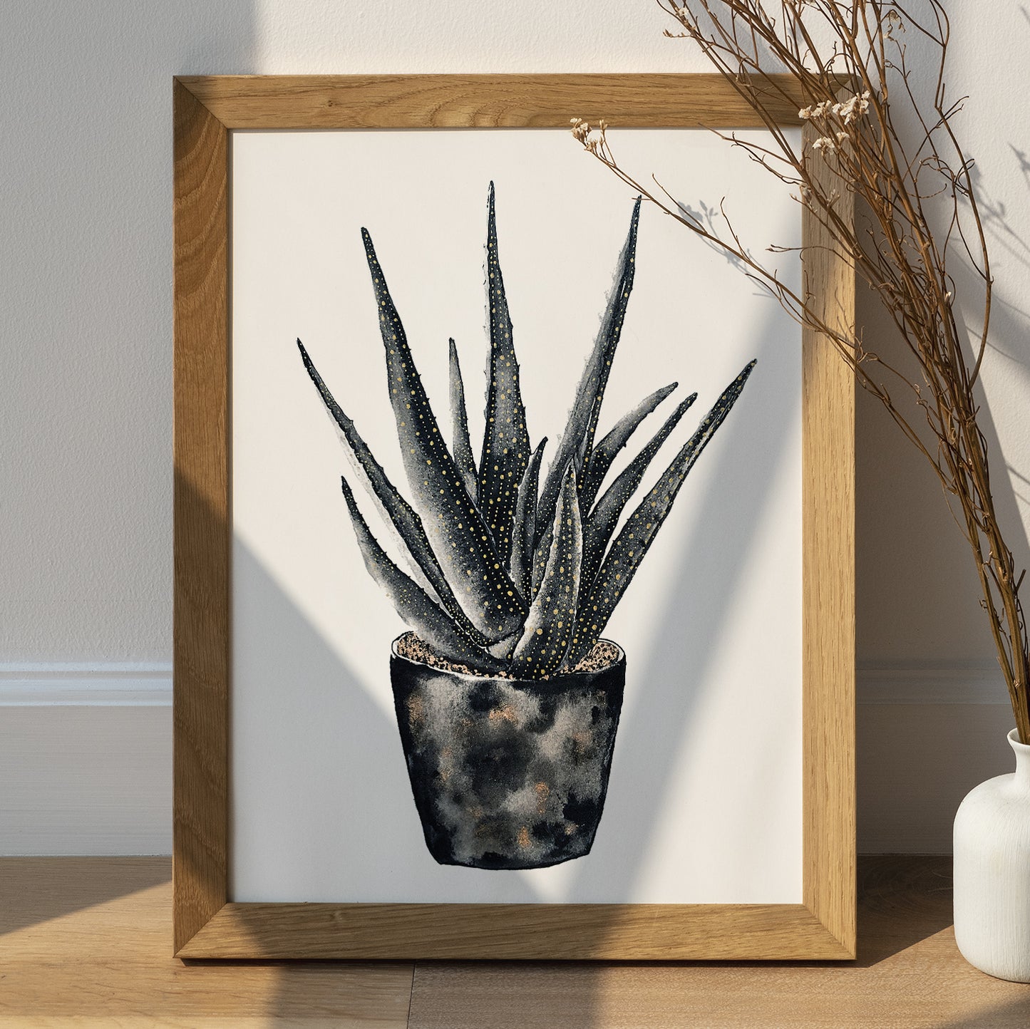 Affiche de plante Chaîne de coeurs, illustration botanique noir et or